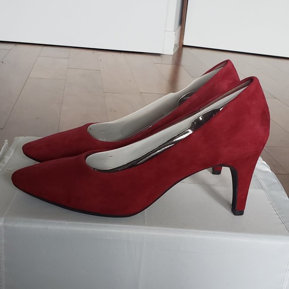 Aerosoles | Dark red suede heels NEW - Picture 4 of 8